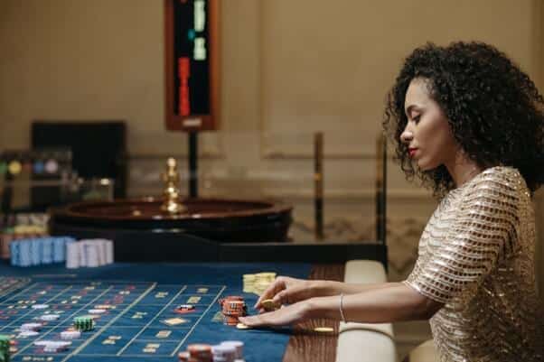 women gambling