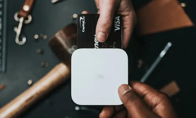 real life creditcard payment being made